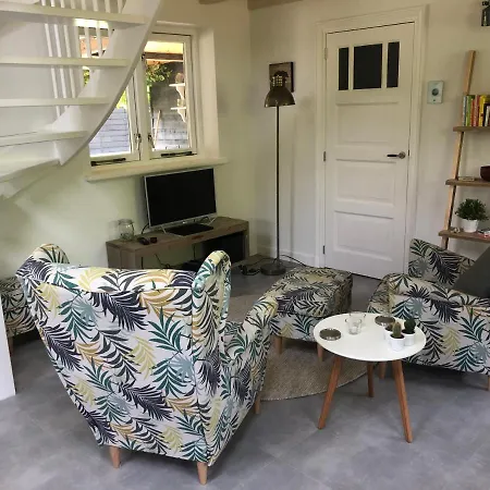 Uniek Bommelgaard, In Het Prachtige Rivierenland! * Hurwenen