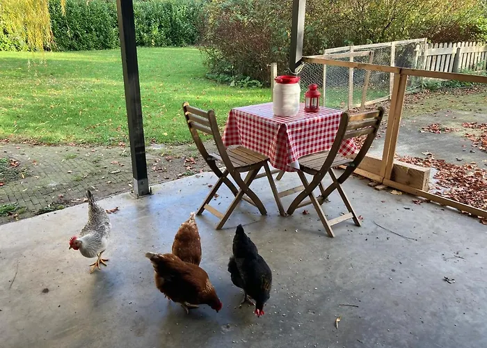 Uniek Bommelgaard, In Het Prachtige Rivierenland! Holiday home Hurwenen