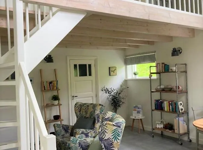 Uniek Bommelgaard, In Het Prachtige Rivierenland! * Hurwenen