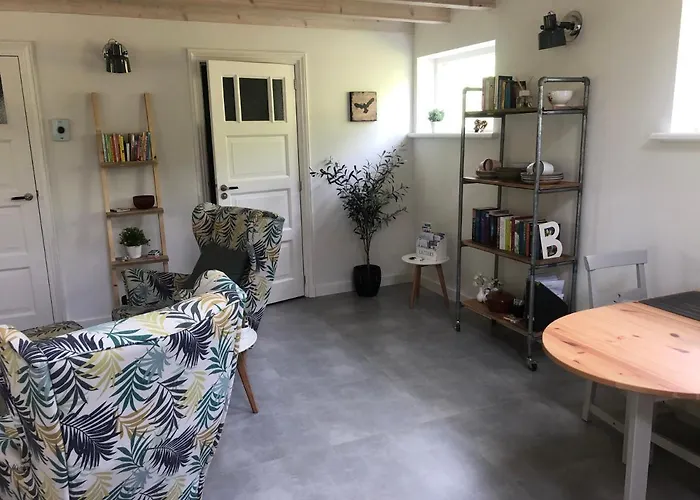 Сasa de vacaciones Uniek Bommelgaard, In Het Prachtige Rivierenland! Hurwenen