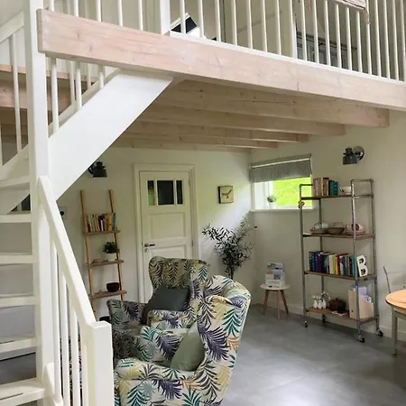 Uniek Bommelgaard, In Het Prachtige Rivierenland! * Hurwenen