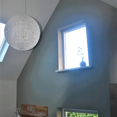 Uniek Bommelgaard, In Het Prachtige Rivierenland! * Hurwenen