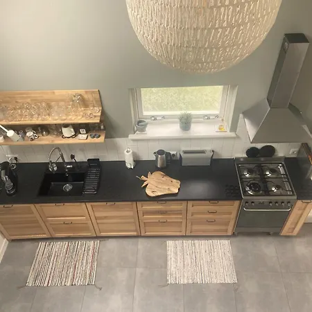 Uniek Bommelgaard, In Het Prachtige Rivierenland! * Hurwenen