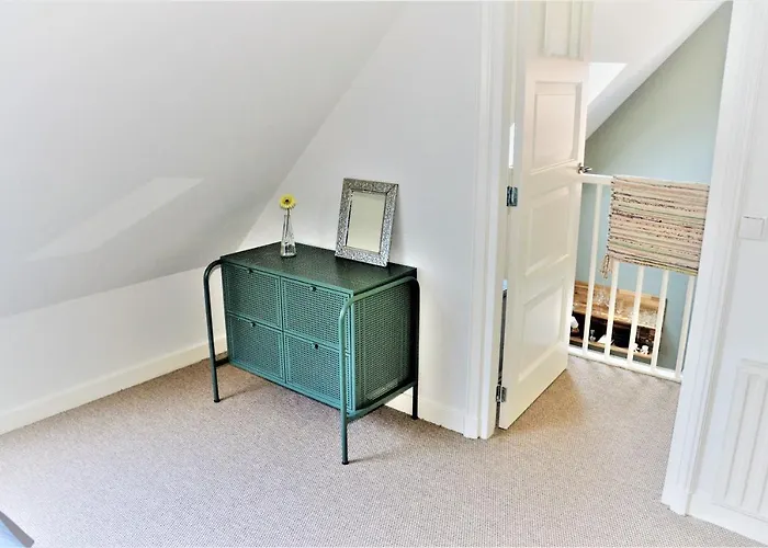 Uniek Bommelgaard, In Het Prachtige Rivierenland! 度假居 Hurwenen